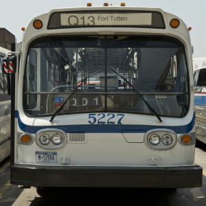 GM Vintage Fleet Bus 5227